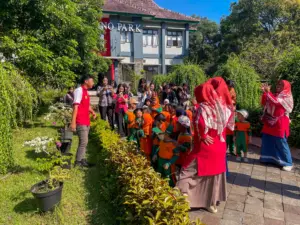 Dari Senam Ceria hingga Icip Jagung Ungu: Keseruan 3 Hari Petualangan TK Buah Hati di UPA Taman Agroteknologi